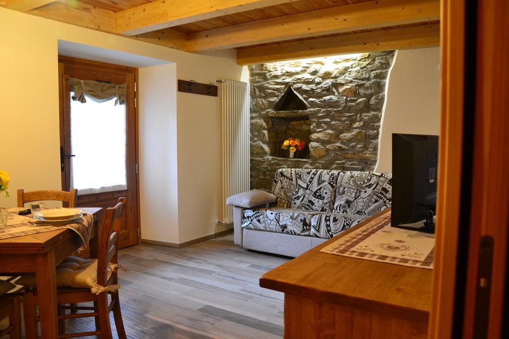 Appartamento Lo Coppa Fen Aosta Camera foto